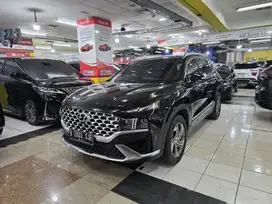KM 16 rb Hyundai Santa Fe Signature Bensin 2021 non diesel prime 2022
