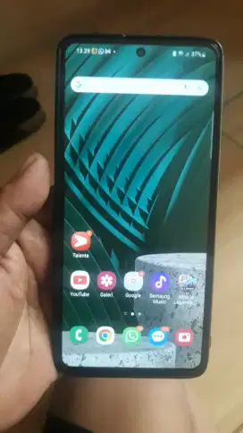 Samsung a71 8gb/128 gb