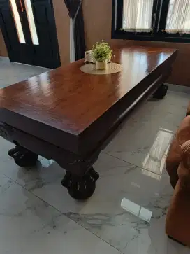Meja tamu dan ranjang kayu jati aseli