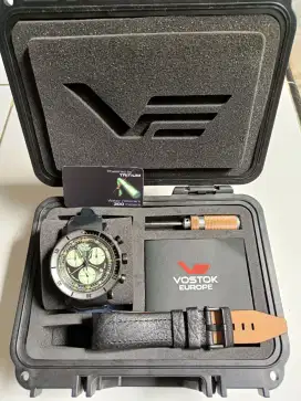 Jam pria VOSTOK EUROPE LUNOKHOD 2 original fullset bekas bagus