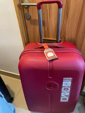 Koper Delsey Paris 28 inc new condition