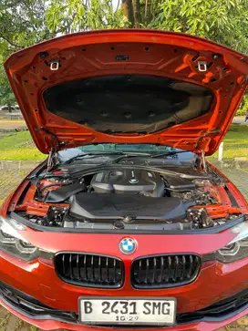 BMW 320i 2019 Bensin