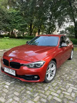 BMW 320i sport shadow LCI F30 3019