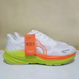 Running OrtusEight Hyperfuse 2.2 size 40 & 41 OrtRange
