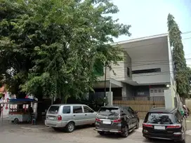 Dijual Ruko Lokasi Strategis Di Jl. Puspanjolo Barat Raya Semarang