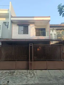 DIJUAL : Rumah 2 Lantai di Taman Semanan Indah - Jakarta Barat