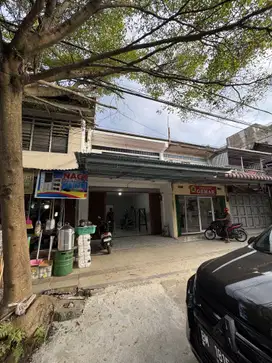 DISEWAKAN RUKO 2LT LOKASI JALAN IMAM BONJOL PEKANBARU