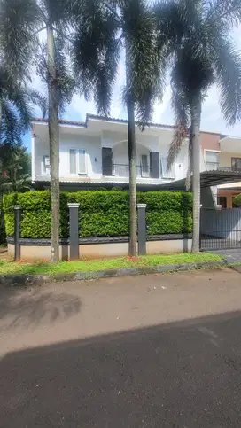 Rumah Bagus posisi huk row jalan besar Giri loka BSD