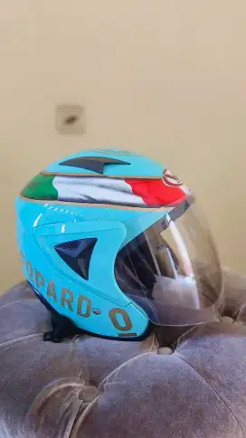 Helm leopard halface