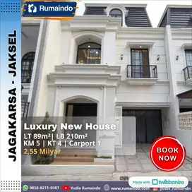 Dijual Rumah Cluster American Classic Rooftop di Jagakarsa Jaksel