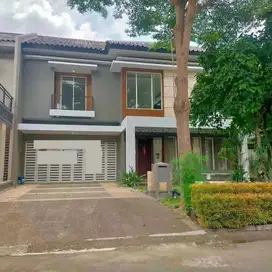 Jual Rumah Langka Sutera Aruna Alam Sutera kondisi rapi
