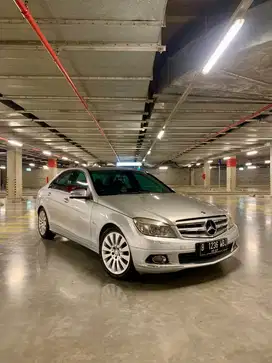 Mercedes-Benz C280 2009 Bensin