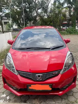 Dijual mobil honda jazz