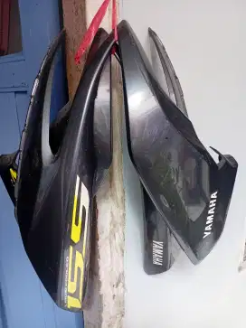 Yamaha aerox 155 cover body bekas