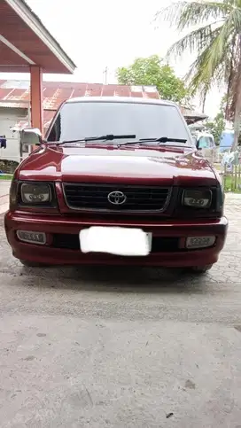 Toyota Kijang LGX
