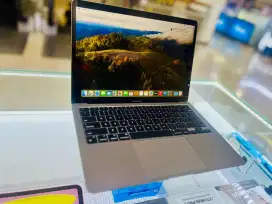 MacBook Air M1 2020 13-Inch iBox ID/A 8/256GB Space Grey Apple M1 Chip