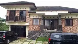 Villa dengan tanah luas dekat Wisata Kuda view kota Cimahi Bandung
