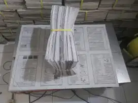 Kertas karton polos ( bisa custome ukuran )