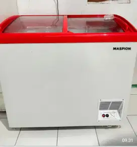 jual frezeer Maspion bekas