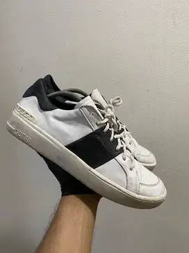 Sneakers GUESS white stripes leather 45 original