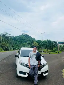 Mencari pekerjaan driver pribadi