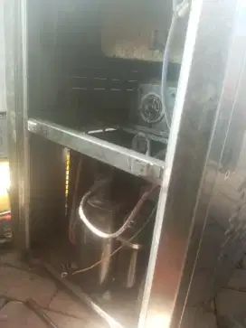 JASA SERVICE MECIN CUCI KULKAS
