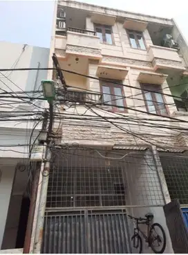 ANA RUMAH UK 3X10M DI JELAMBAR