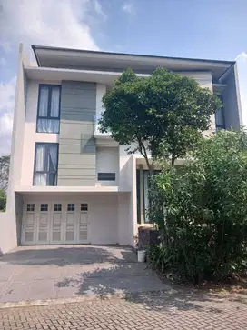 Rumah Waterfront Citraland