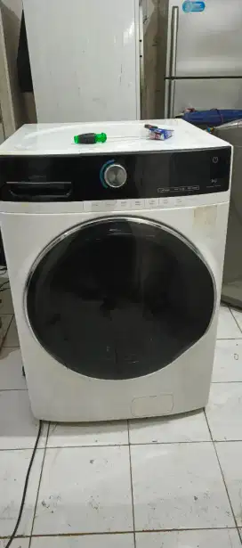Mesin cuci midea 21 kg