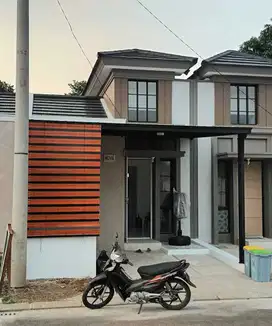 Disewakan Rumah Baru Full Renovasi Cluster Premium Di Citra Raya