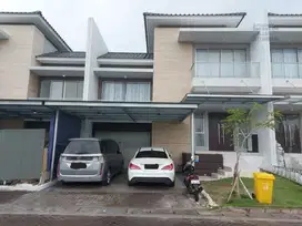 Dijual Rumah Golf Island Hadap Selatantersedia Kolam Renang