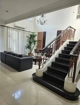 Termurah Fully Furnished Rumah Raffless Garden Citraland Utama