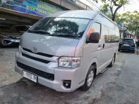 Toyota HI ACE 3.0 COMMUTER MANUAL2024