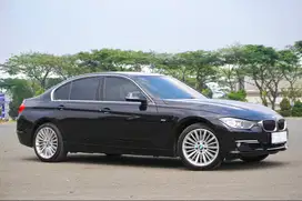 BMW 328i 2014/2015 Luxury F30 2.0 Bensin Hitam Sport 320i