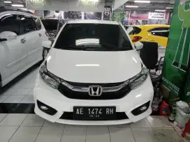 Honda Brio E at 2021 putih