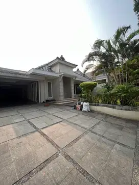 Diseewakan rumah siap huni at Menteng Jakarta Pusat