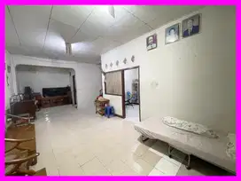 dhyana Rumah uk 6.5x21m di komplek kavling polri