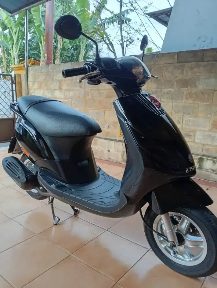 Piaggio vespa zip