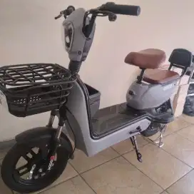 Sepeda listrik merek Agoda