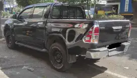 Toyota Hilux double Cabin 4x4 E facelift 2.4cc solar manual tahun 2022