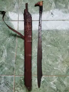 Mandau tua asli