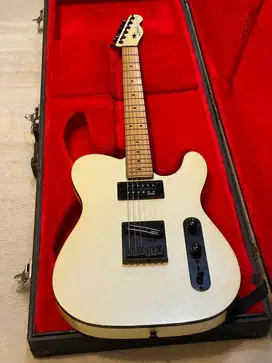 Squier Contemporary Telecaster  Roasted Maple FB Pearl White
