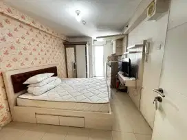 SEWA UNIT STUDIO PERBULAN APARTEMEN BASSURA CITY TOWER FLAMBOYAN
