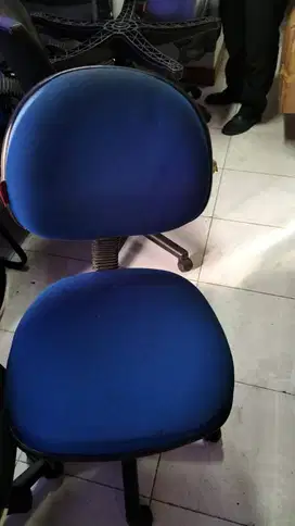 Dijual Furniture dan peralatan elektronik ex kantor harga bersahabat