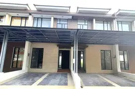 Rumah 2lt 5x17 85m Type 2KT Cluster La seine JGC Jakarta Garden City C