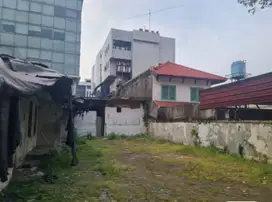 Tanah dan Bangunan Tua Cocok Untuk Cafe Resto Kantor di Tanah Abang