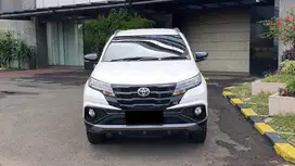 [ LOW KM 1RB ] Toyota Rush GR Sport AT Facelift Putih NIK 2024/2025