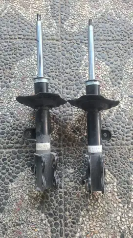 Shockbreaker depan Avanza 2019