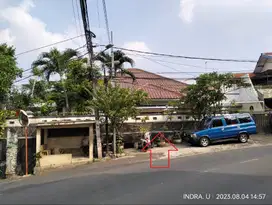 Rumah siap huni di Komplek Gudang Peluru - Tebet
