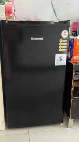 Dijual kulkas 1 pintu
